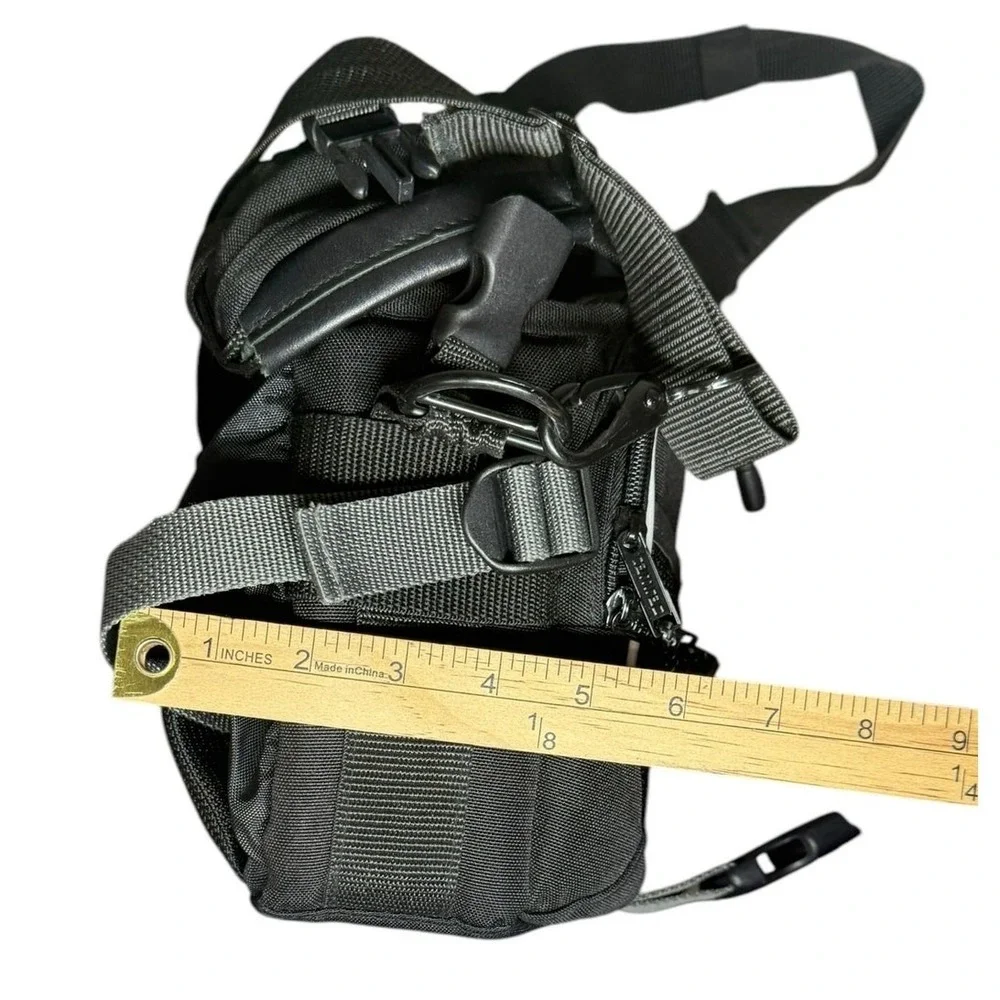 Tamrac Velocity 5 Camera Bag DSLR Sling Case Padded Black Travel Gear‎ 5745